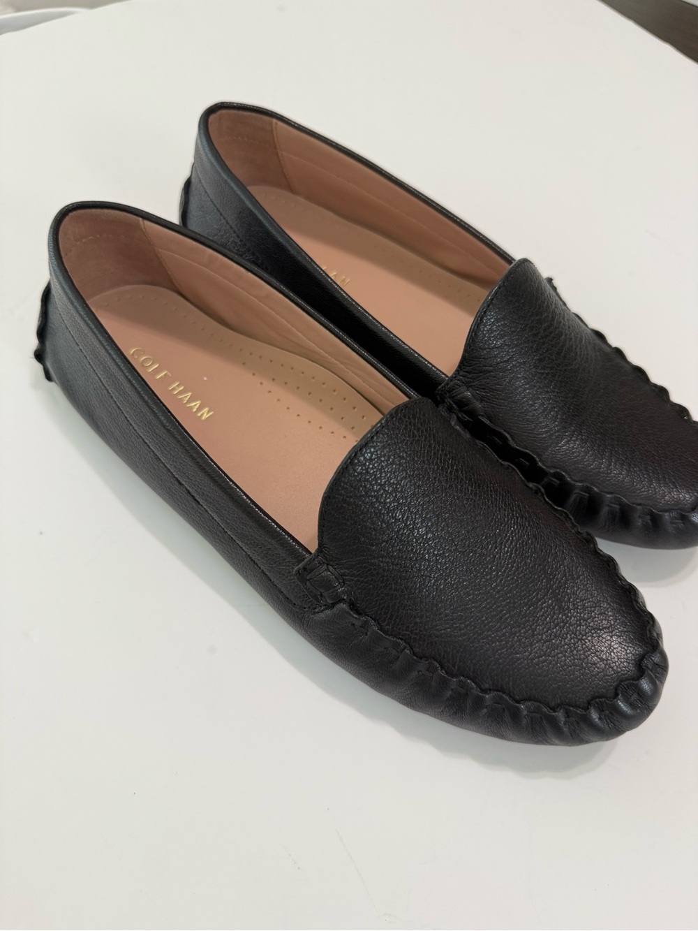 Cole Haan Black Pebbled Leather Moccasin Loafers — Women